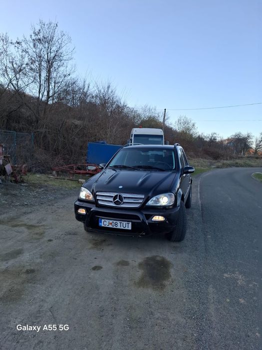 Vând Mercedes ml 270