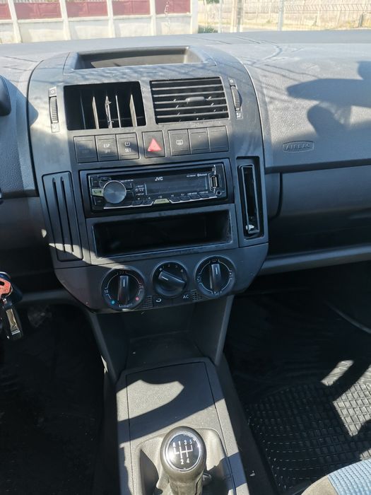 vw polo benzina ...