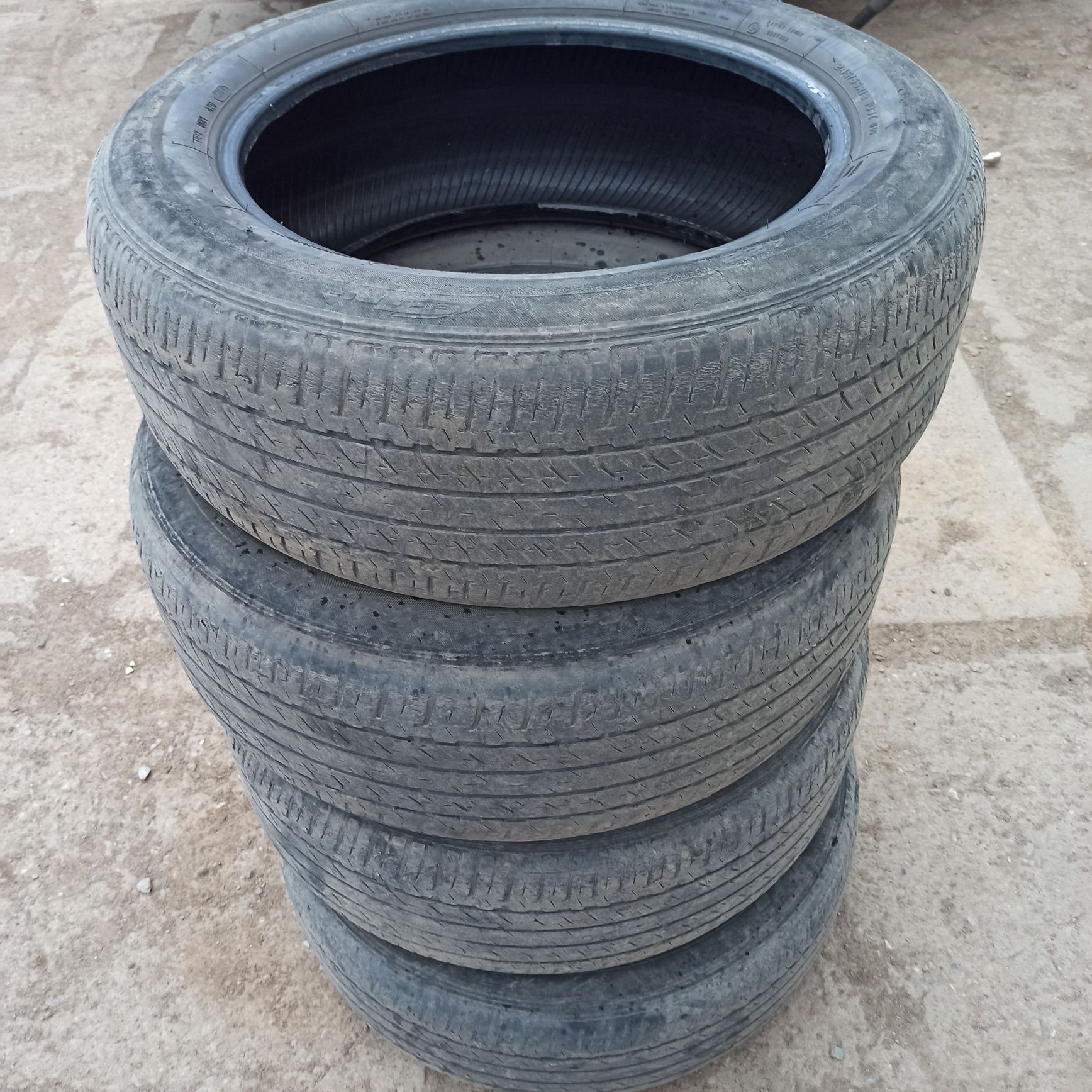 Шины Bridgestone 245/55R29