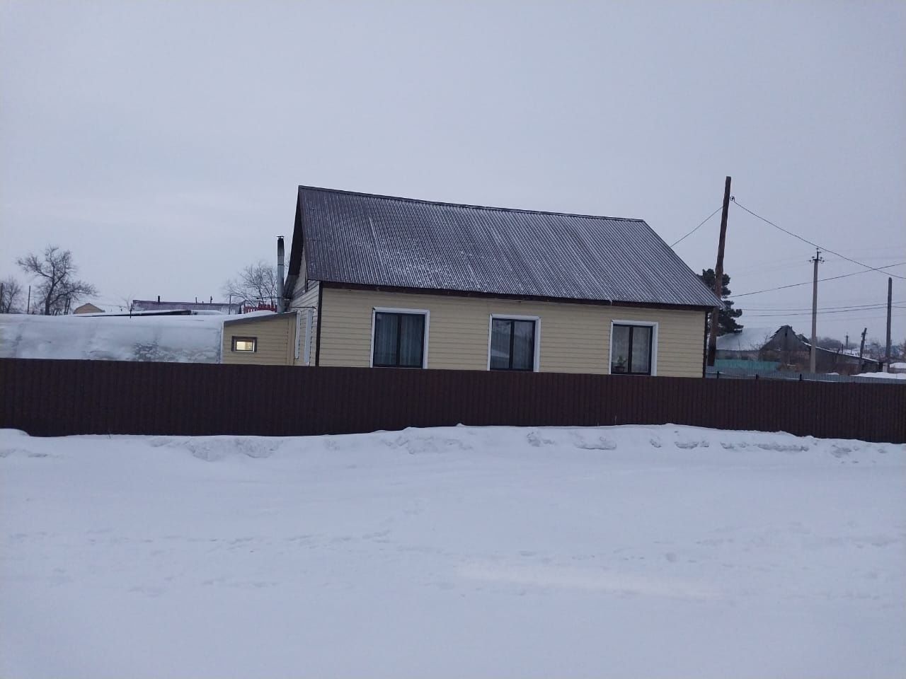 Продам дом  в селе Белом 5 км от города Петропавловска