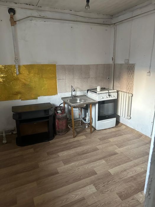 Сдадим квартиру на долгий срок,сами хозяива