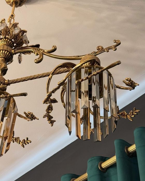 candelabru bronz masiv- cristal
