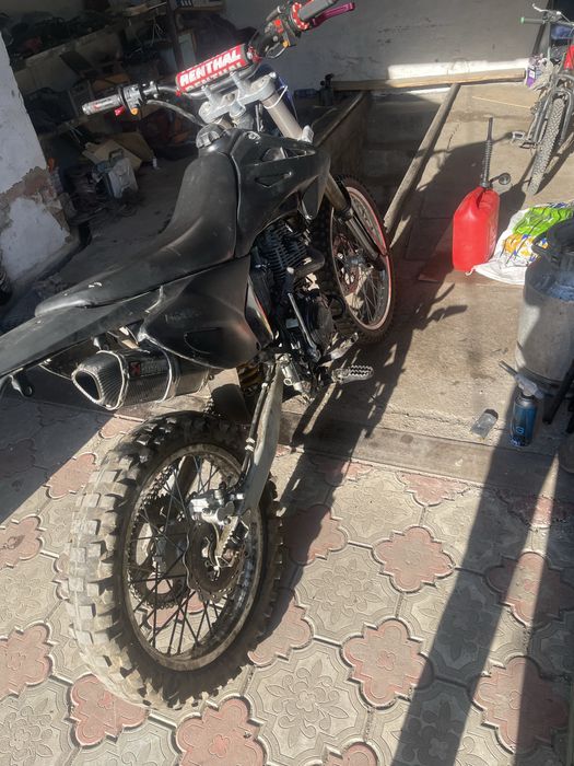 Зндуро 250 172 мотор