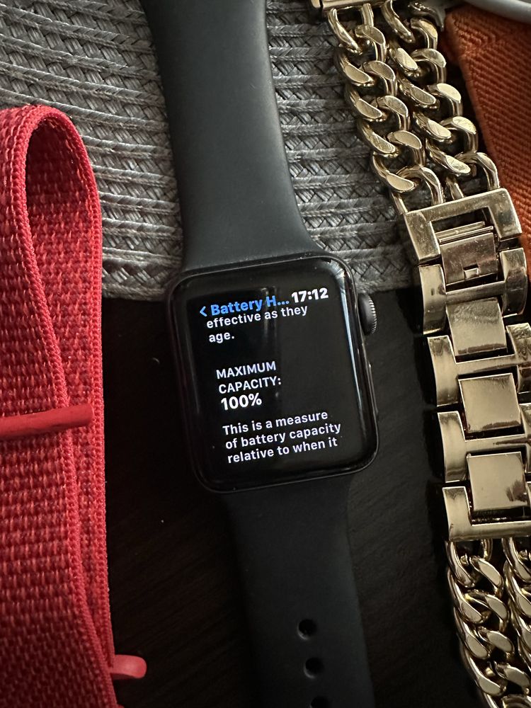 Apple watch 3 38mm.