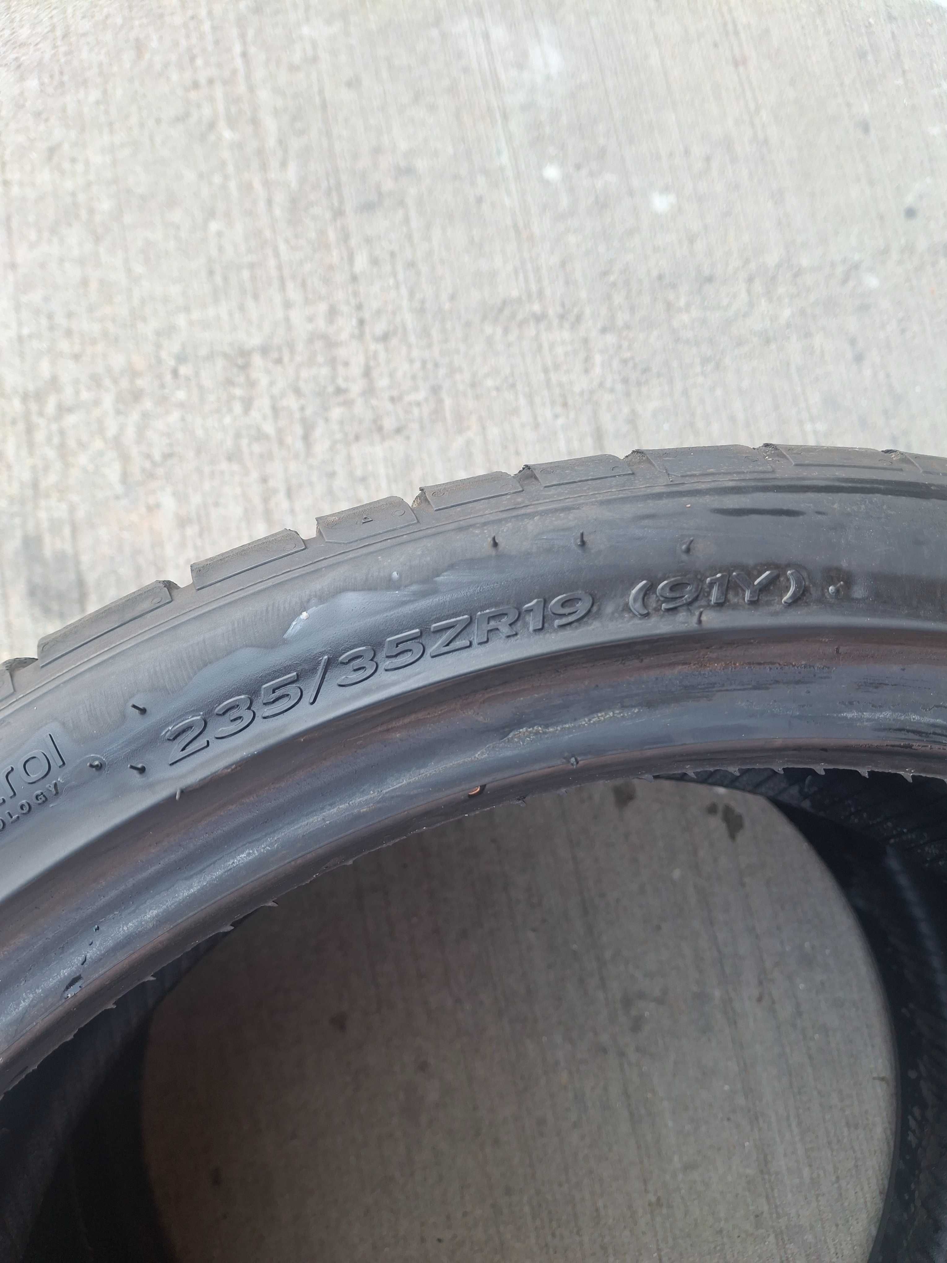2бр. летни гуми 235/35/19 Hankook DOT 4223