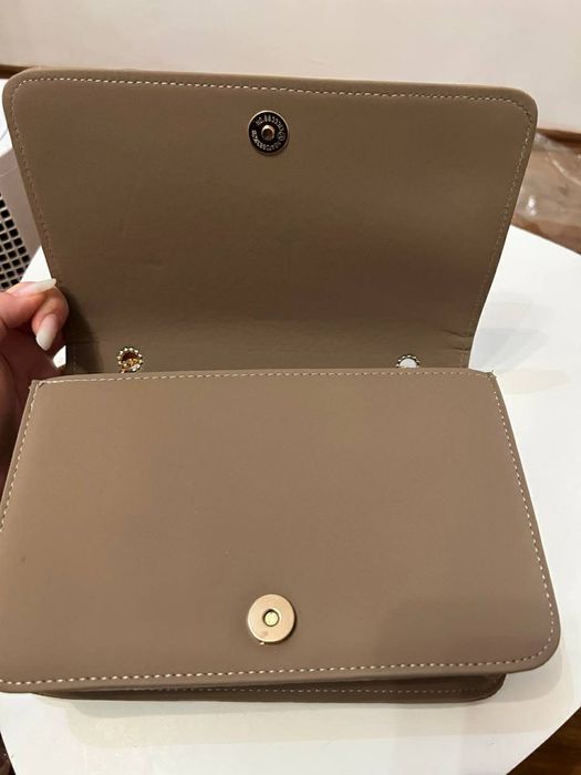 Geanta de umar guess