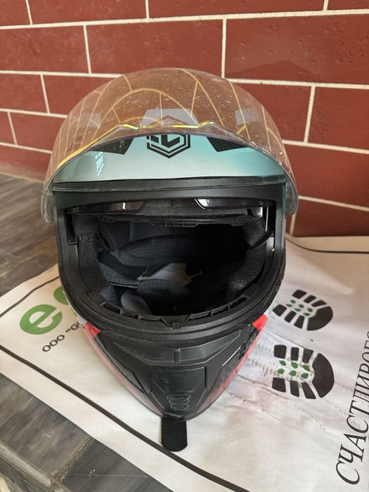 Srochna moto shlem sotiladi