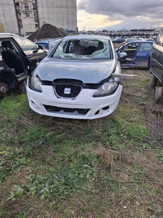 dezmembrez seat leon 1P cod motor BMM/usa fata leon 1p/haion leon 1p/