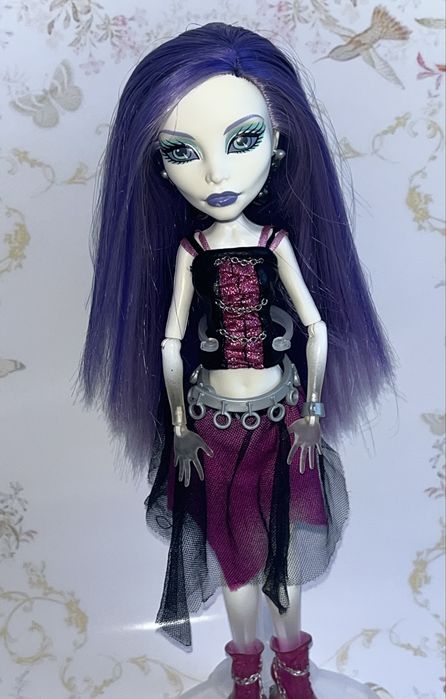 Продам куклу монстер хай Спекта / Monster high Spectra