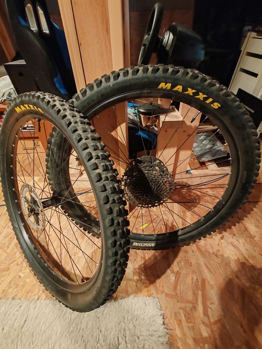 Set roti 29, cu anvelope Maxxis Assegai