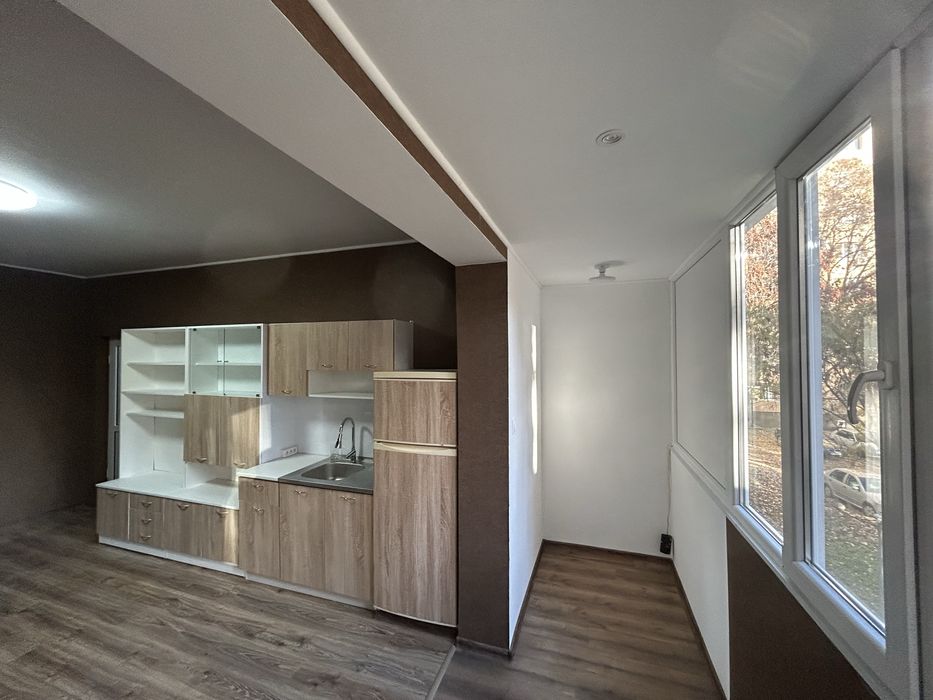 Тристаен апартамент-Пазарджик