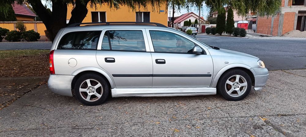 Vând Opel Astra Caravan din 2007