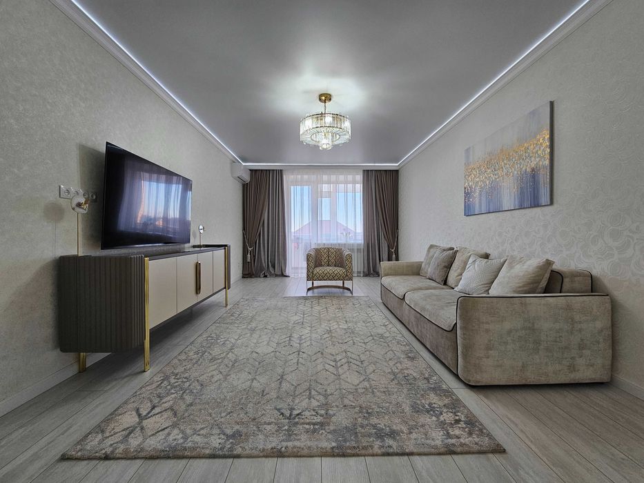 продается 3-х комнатная квартира , Береке 53