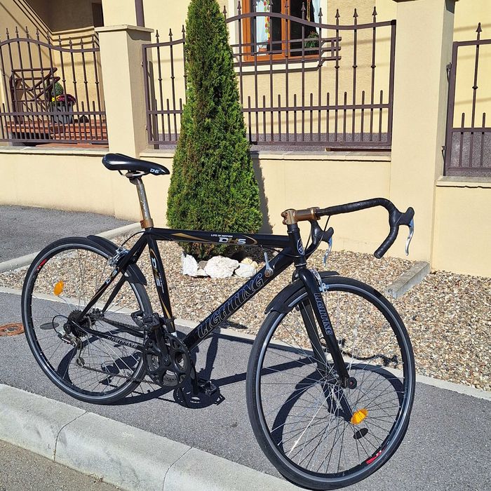 Bicicleta de sosea DHS in stare excelenta