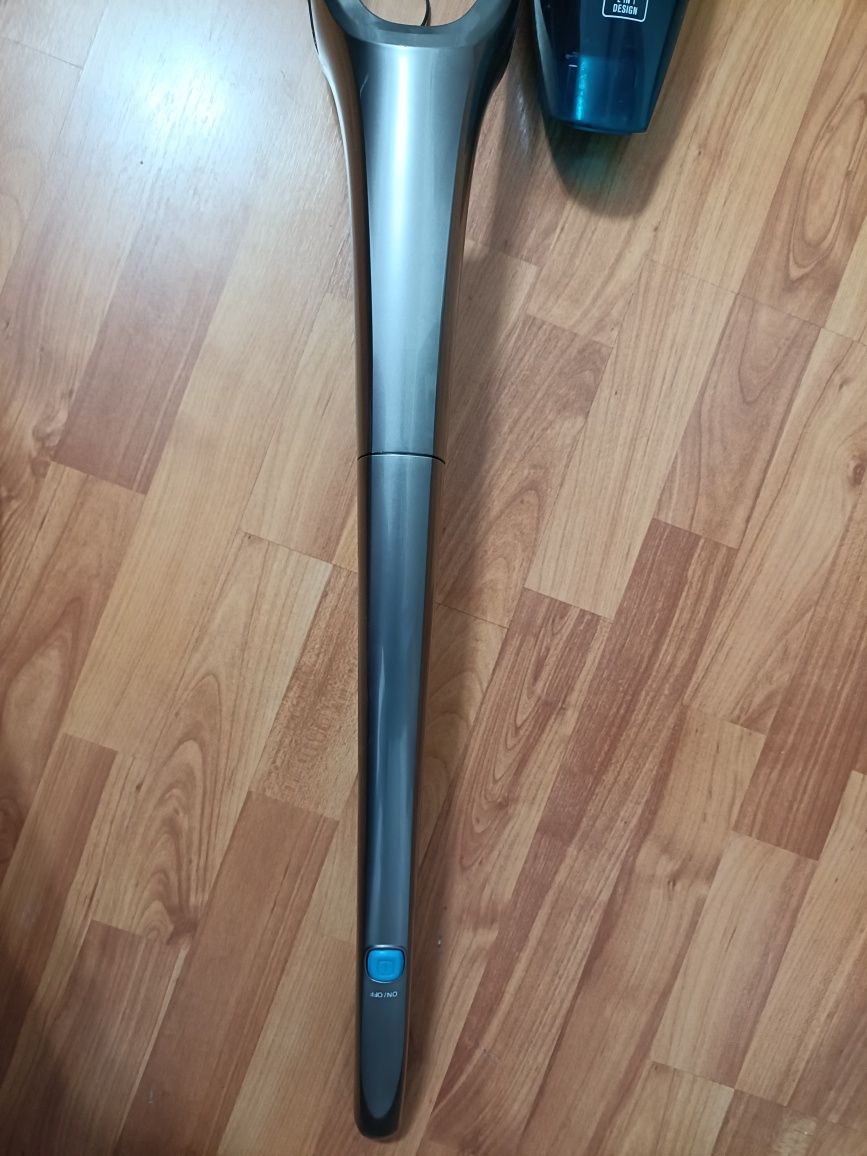 Aspirator Vertical Heinner cu garanție