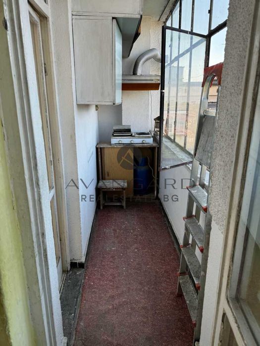 Продава се Тристаен апартамент в Пловдив, Кючук Париж - 104 кв.м за 1540 €/кв.м - Снимка #9