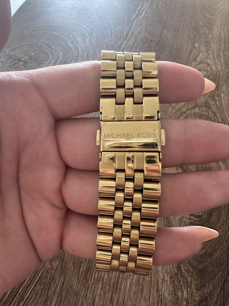 Мъжки часовник Michael Kors - златен