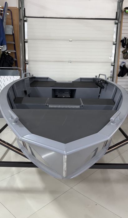 Лодка Волжанка 42 SCOUT