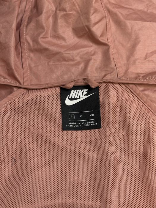 Дамско горнище Nike – размер S – отлично състояние