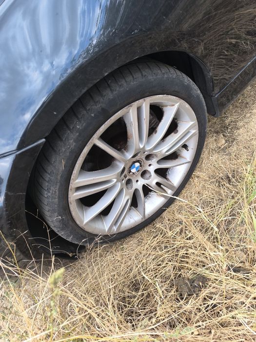 Bmw БМВ 320d на части.