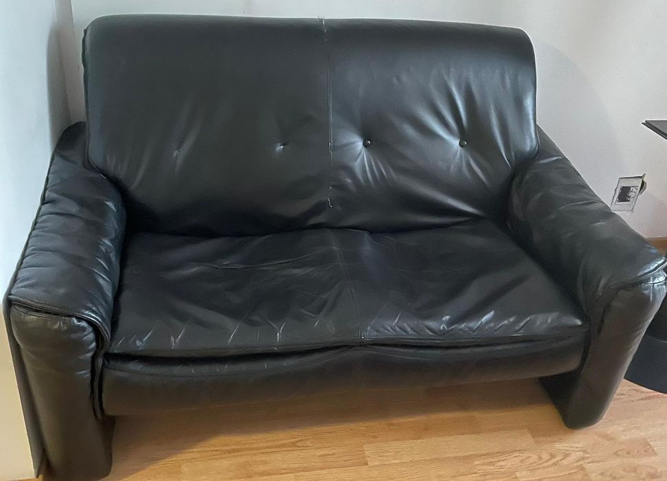 Canapea+doua fotolii+7 scaune piele