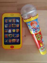 Детский интерактивный телефон и микрофон.