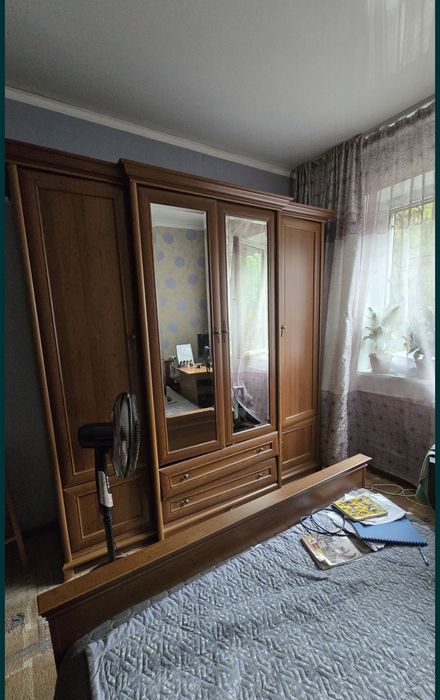 Продам спальную гарнитуру в комплекте