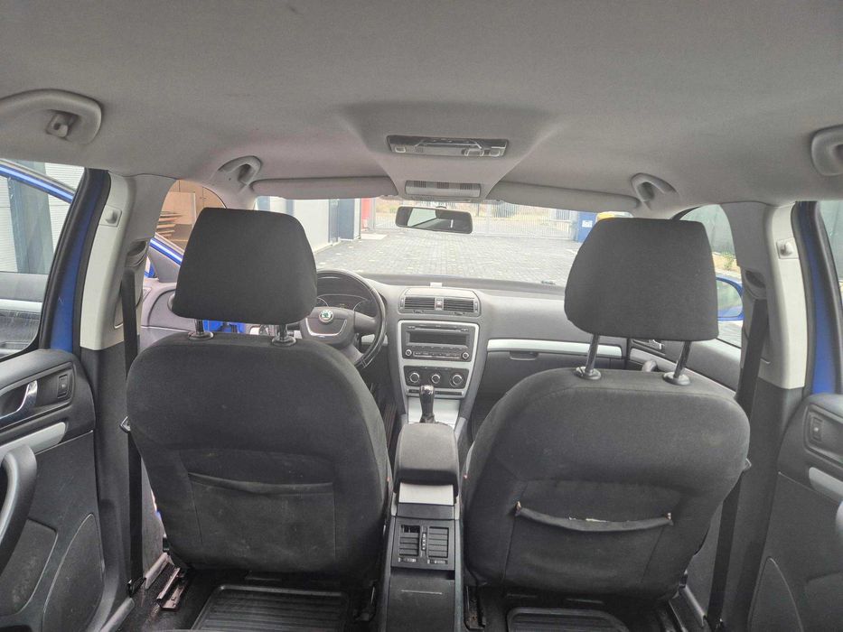 Škoda Octavia 1.6 TDI • 2010 • 263.000 km • Cârlig • AC • Manuală