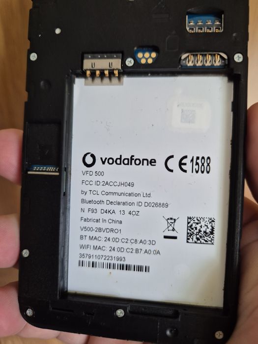 Vând Vodafone 500 TCL Alcatel