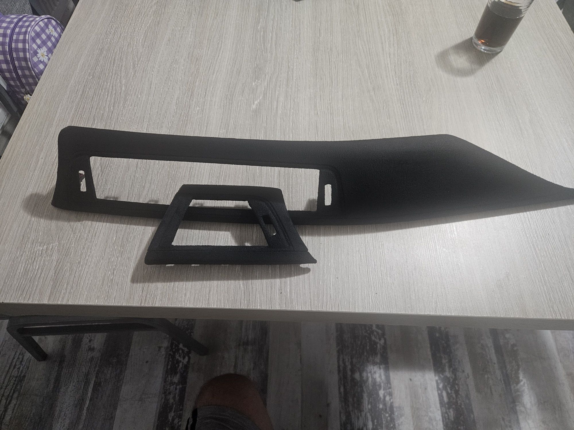 Trimuri Bmw f30 îmbrăcate în Alcantara