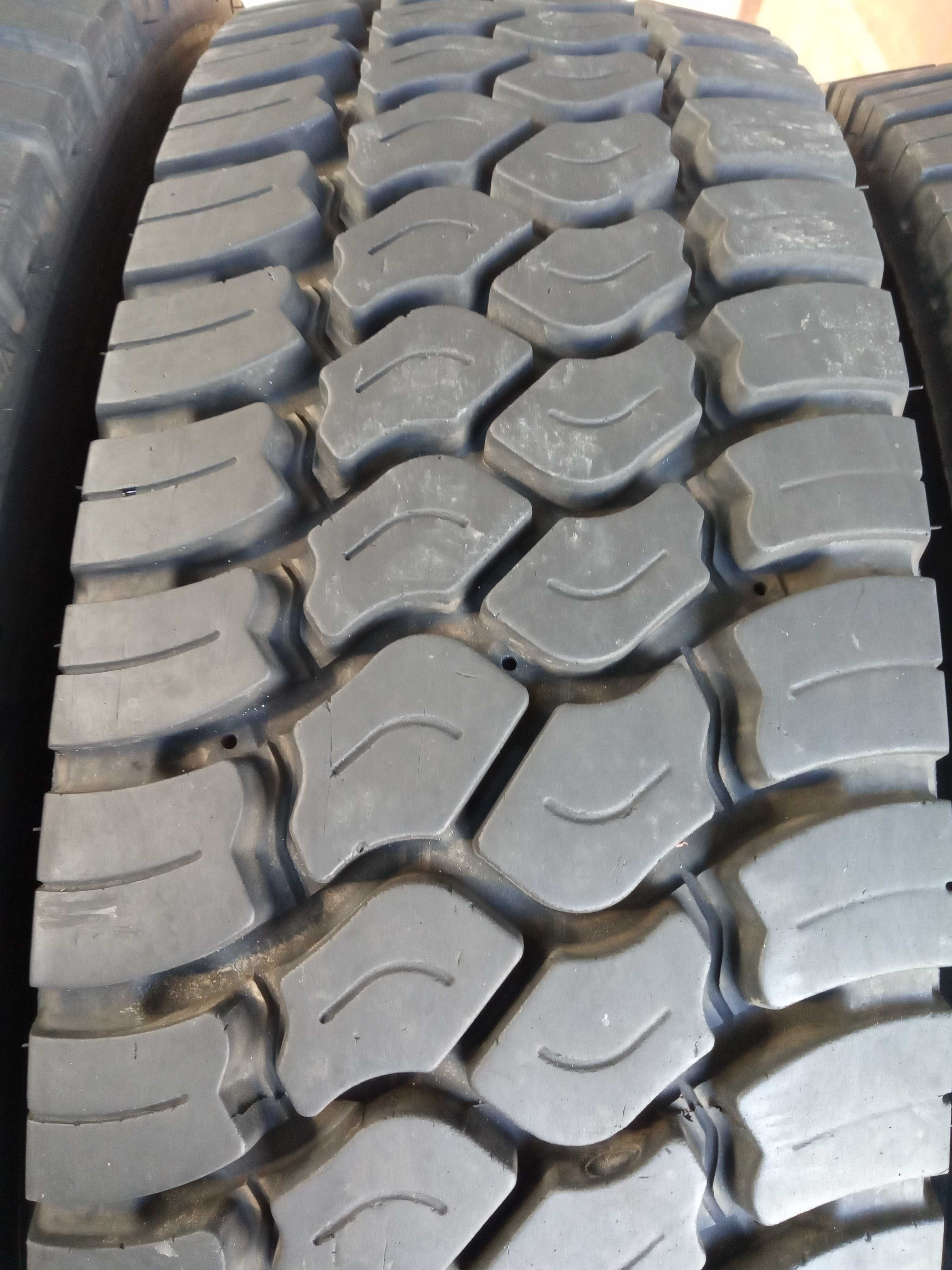 2 Тежкотоварни гуми задна шарка 215/75R17.5 SAVA ORJAK 03 126/124M M+S