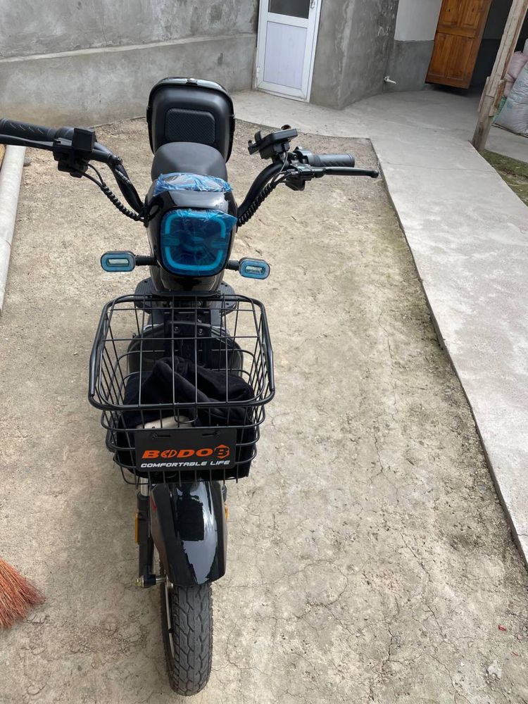 Moped Масла aniq maqsad bilan tel qilamiz Iphone 14 pro max obmen