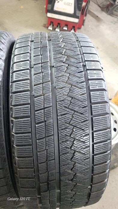 245/40/19 Triangle 1штук