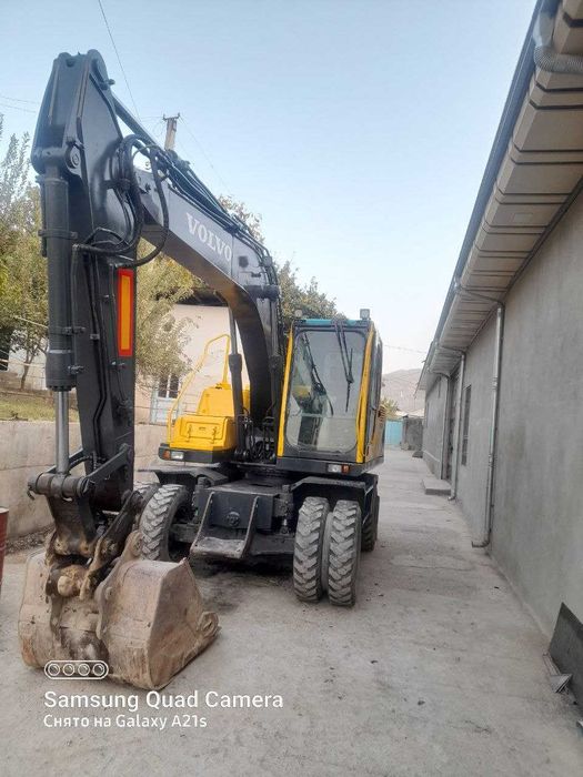 VOLVO 145, tayyor ishlab yuribdi. 2006 yIL. Holati: A'lo