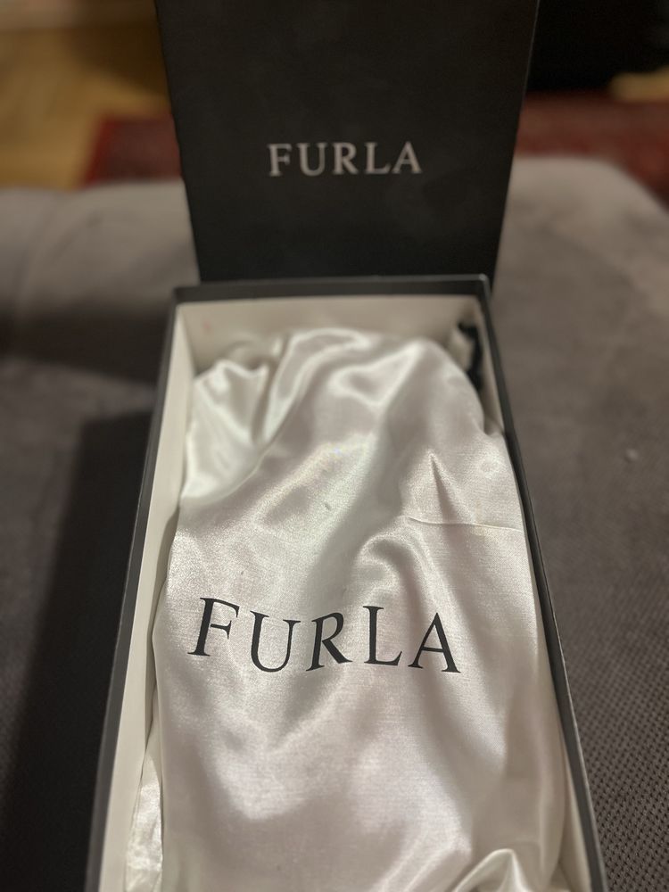 FURLA обувки 39.5