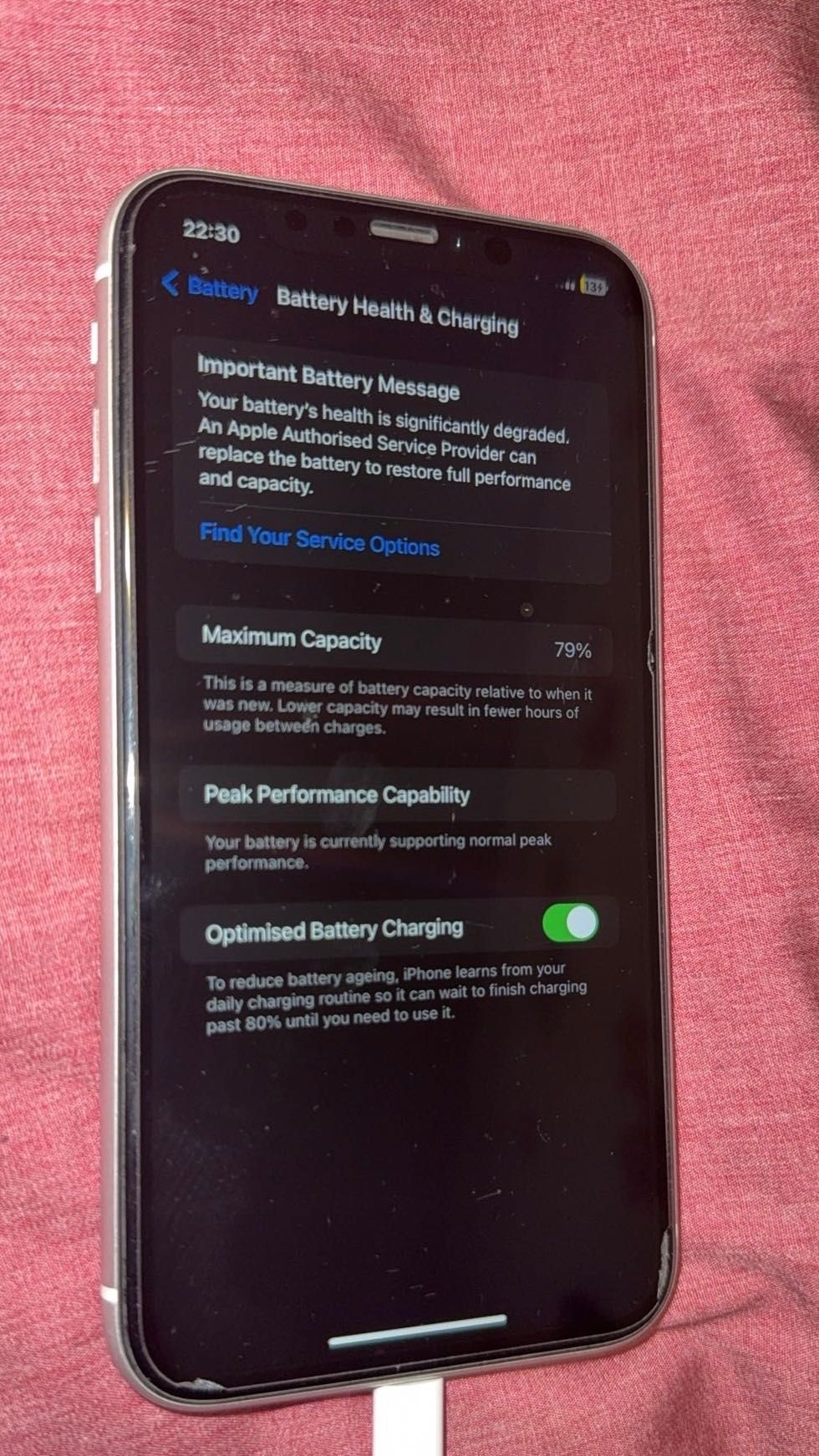 iPhone XR- 64GB 79%