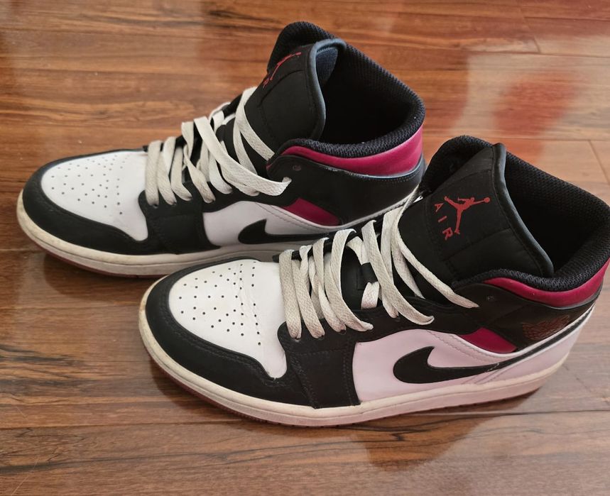 Nike Air Jordan 1 Mid