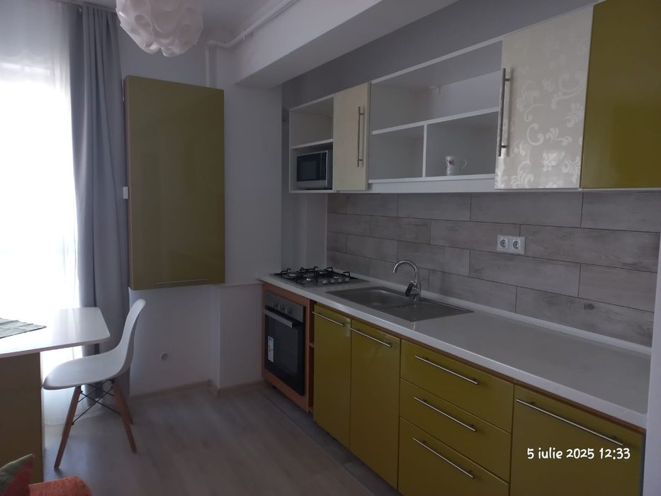 Apartament 2 camere de închiriat