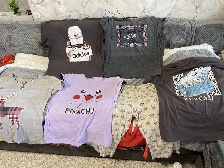 Продам футболки в отличном состоянии