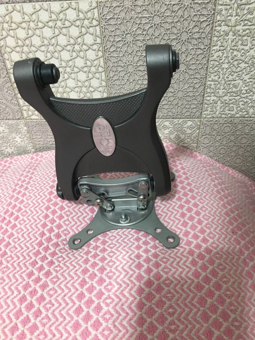 Кронштейн телевизионный