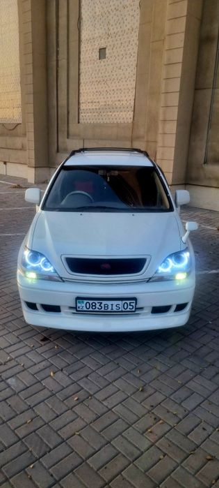 Toyota Harrier продам