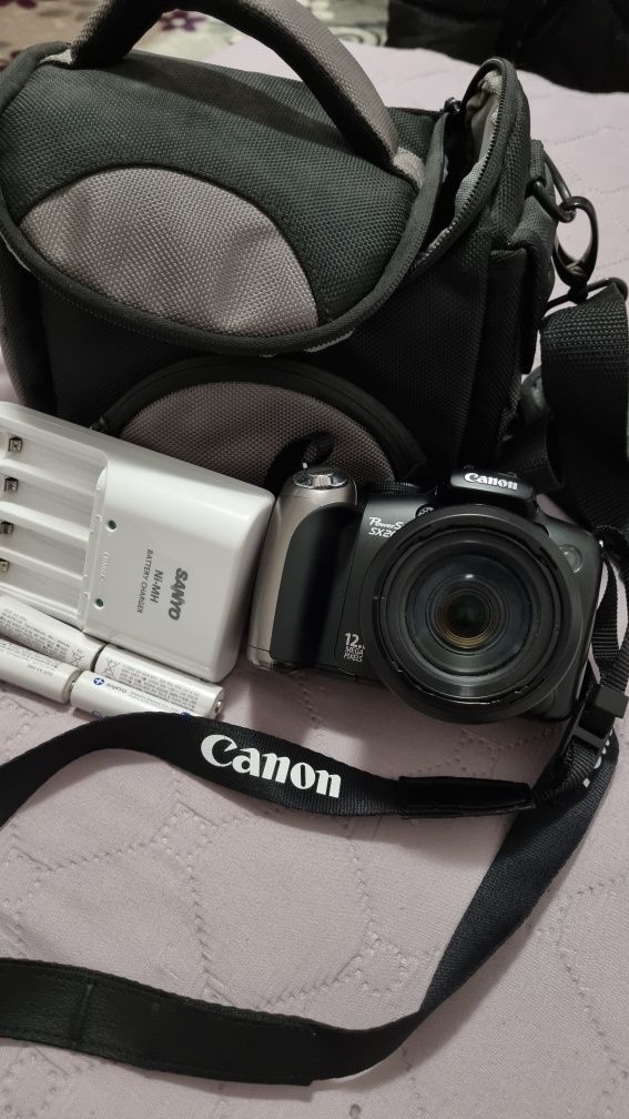 Цифров фотоапарат Canon PowerShot SX20IS