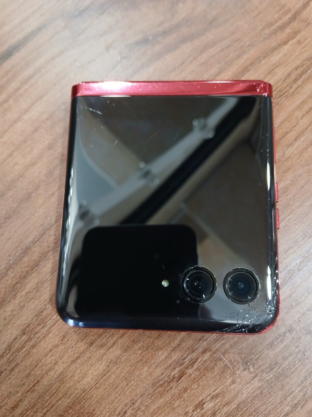 Motorola razr 40 ултра