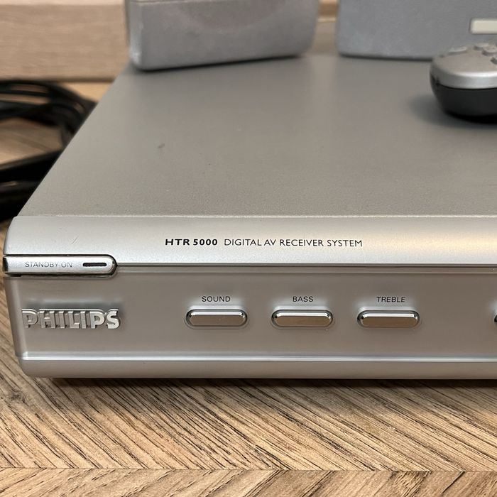 Philips HTR5000/01 Digital AV Receiver System
