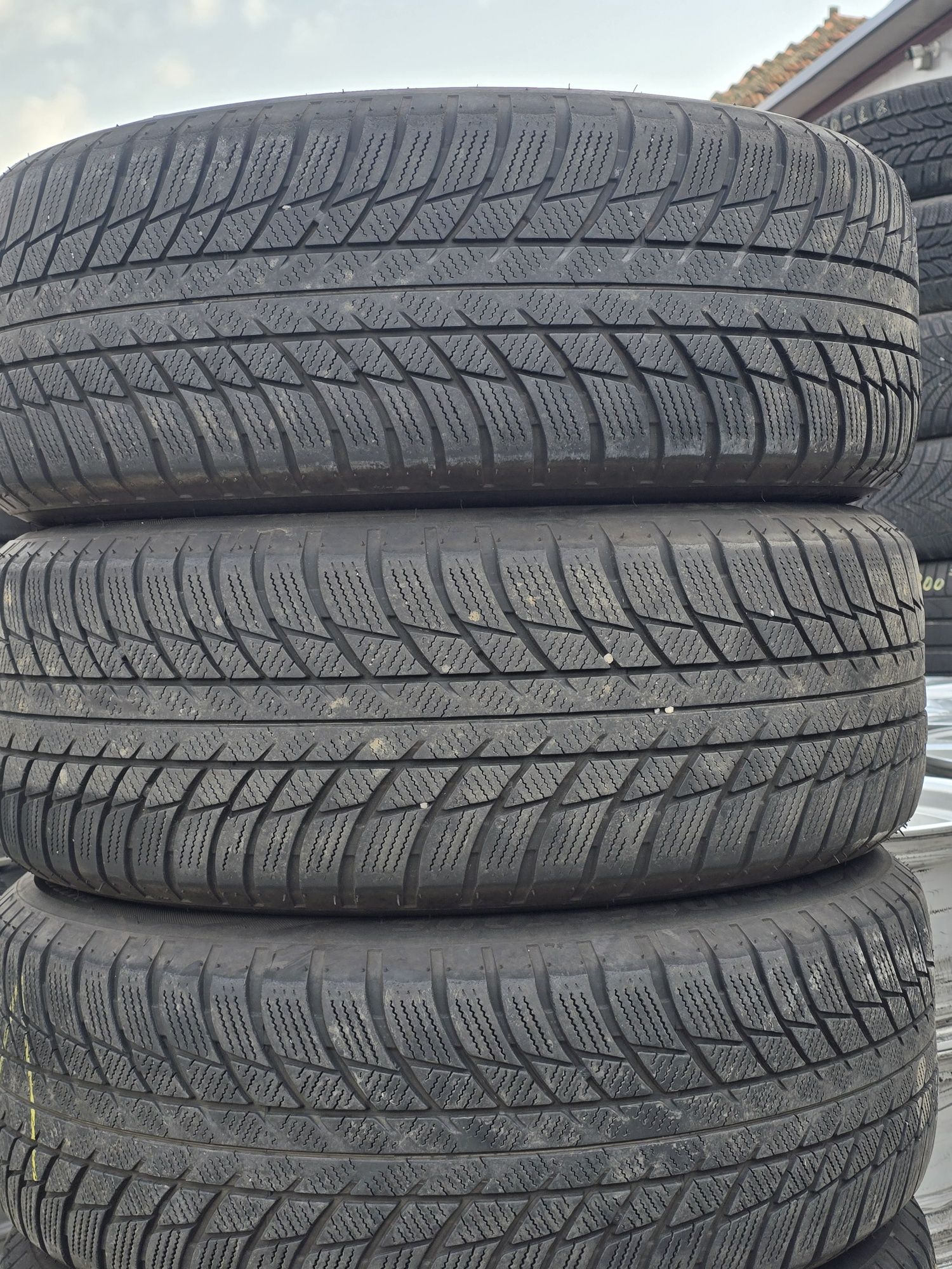 4 Броя 225/55/17 Bridgestone 5,2mm RunFlat