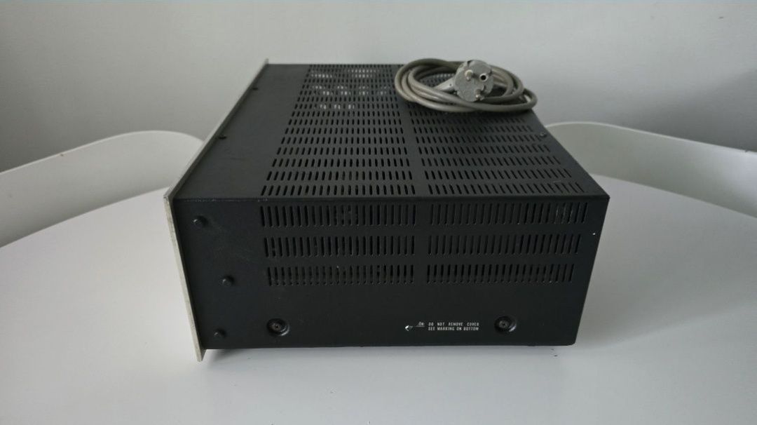 Amplificator Marantz 1090