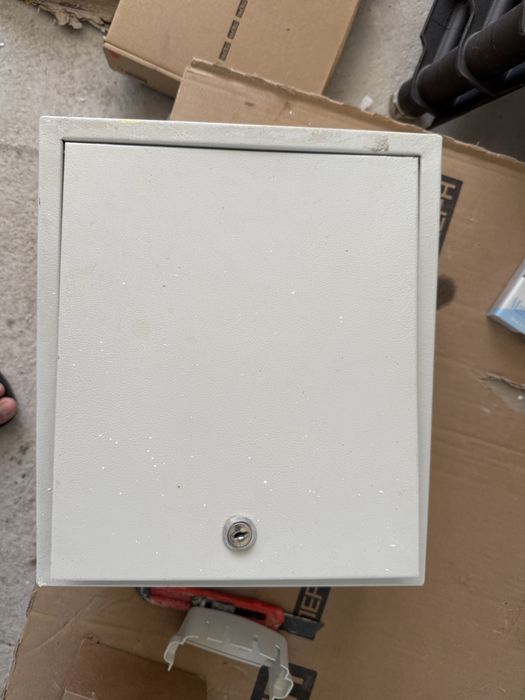 Продам электрический щиток