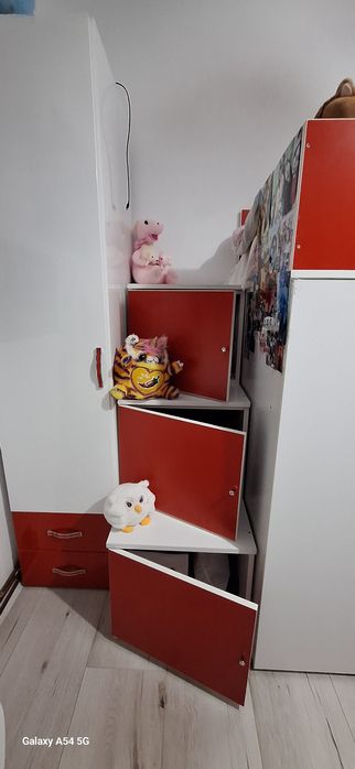 Pat suprapus cu scări si dulap(urgent)