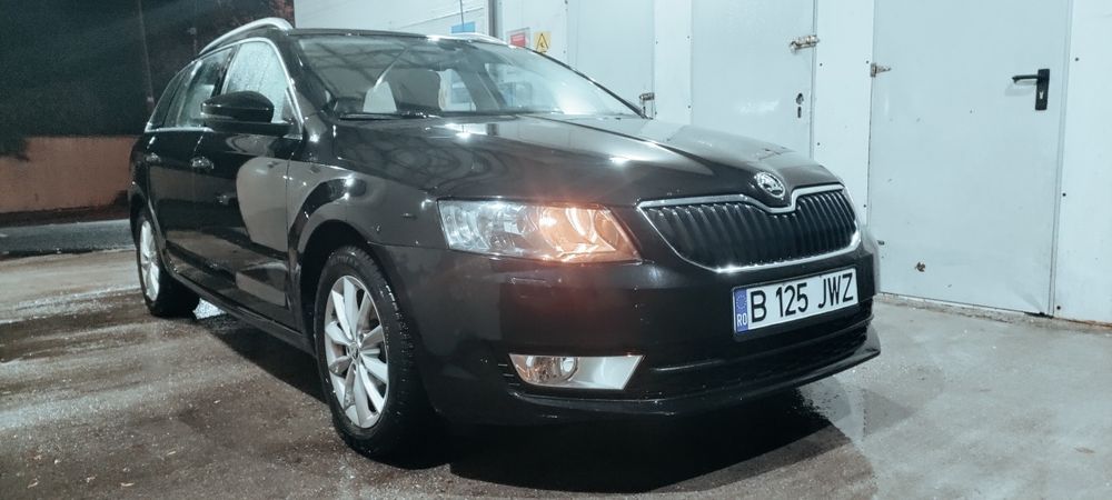 Skoda Octavia 1.2 benzină E5 dsg 7 viteze automată înmatriculată în Ro