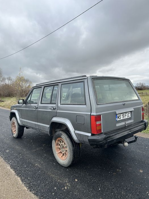 Jeep Cherokee XJ 4X4